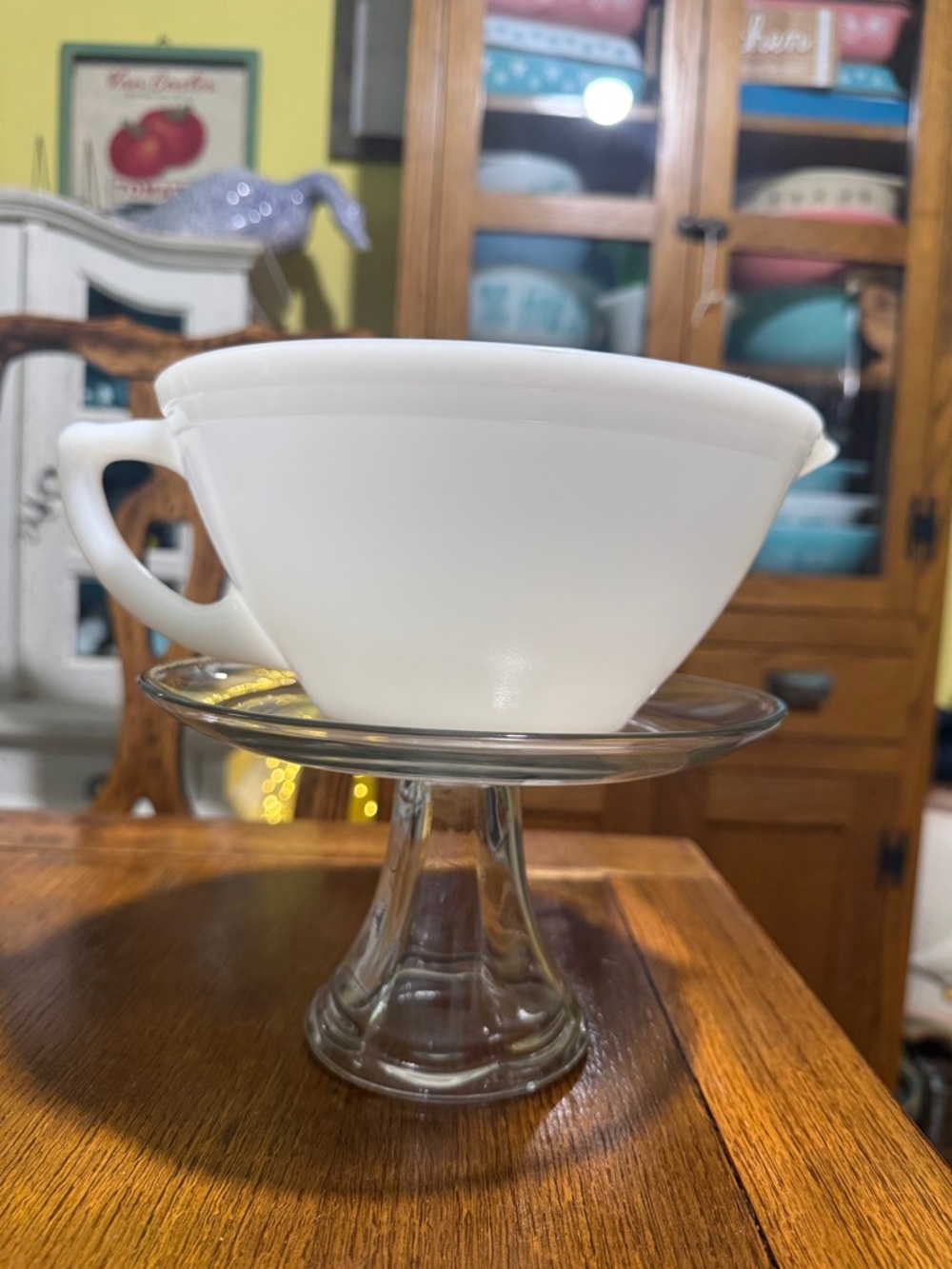 White Porcelain Mixing Bowl with Handle - Classic Kitchen Essential